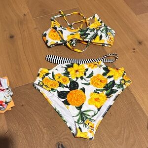 Cupshe Yellow Floral Bikini Set